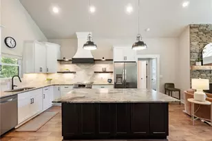 1320 Heads Ferry Rd, Cornelia, GA 30531 - Photo 8