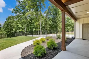 1320 Heads Ferry Rd, Cornelia, GA 30531 - Photo 32