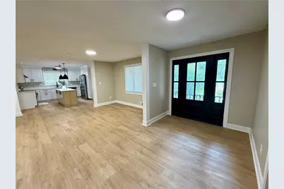 8986 Mandarin Drive, Jonesboro, GA 30236 - Photo 8