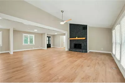 8986 Mandarin Drive, Jonesboro, GA 30236 - Photo 10