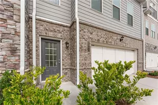 2020 Manor Pointe Dr, Cumming, GA 30041 - Photo 2