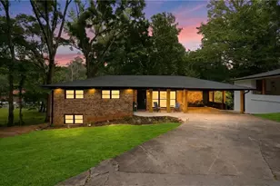 2424 Hanford Dr SW, Atlanta, GA 30315 - Photo 32