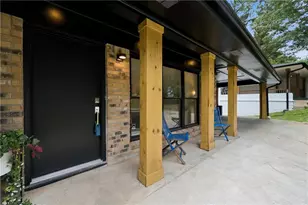 2424 Hanford Dr SW, Atlanta, GA 30315 - Photo 2