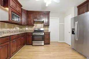 2140 Oakawana Dr NE, Atlanta, GA 30345 - Photo 16