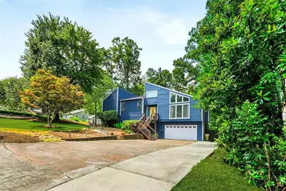 3701 Thornwood Way, Marietta, GA 30062 - Photo 2