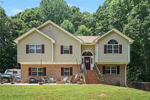 2364 W H Hayes Rd, Jefferson, GA 30549 - Photo 1