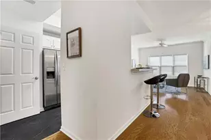 2700 Pine Tree Road NE, Atlanta, GA 30324 - Photo 2