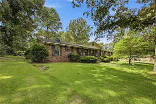 300 Ridgewood Rd, Cedartown, GA 30125 - Photo 2