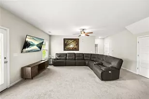 409 Splash Pointe, Temple, GA 30179 - Photo 6