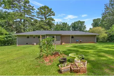 4854 Rosewood Drive SW, Lilburn, GA 30047 - Photo 14