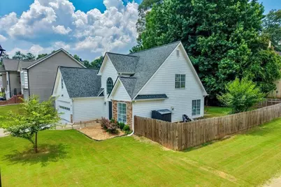225 Shadetree Lane, Lawrenceville, GA 30044 - Photo 2