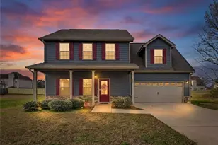 131 Bramble Way, Griffin, GA 30224 - Photo 2