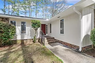 14 Westwood Cir SW, Rome, GA 30165 - Photo 2