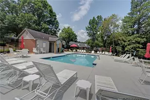 6408 Deerings Ln, Peachtree Corners, GA 30092 - Photo 32