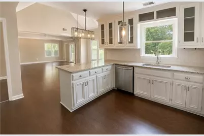 4380 Dunmore Road NE, Marietta, GA 30068 - Photo 2