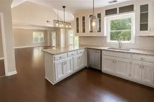 4380 Dunmore Rd NE, Marietta, GA 30068 - Photo 2