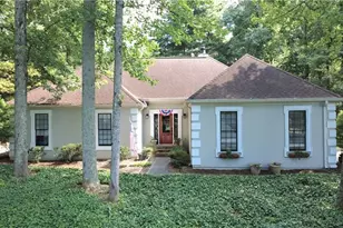 4380 Dunmore Rd NE, Marietta, GA 30068 - Photo 1