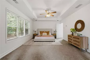 1366 Brookhaven Village Cir NE, Brookhaven, GA 30319 - Photo 18
