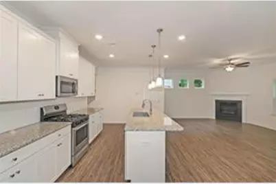124 Bryon Lane, Acworth, GA 30102 - Photo 2
