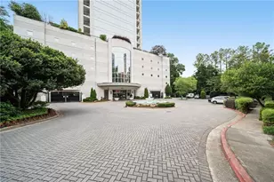 2828 Peachtree Rd NW, Atlanta, GA 30305 - Photo 38