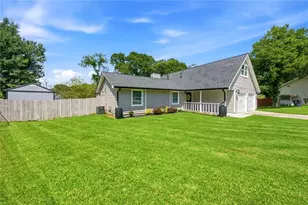 229 Deerfield Dr, Jonesboro, GA 30238 - Photo 4