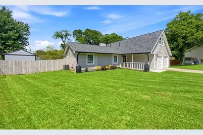 229 Deerfield Drive, Jonesboro, GA 30238 - Photo 2