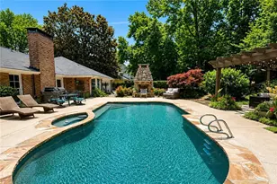 5865 Riverwood Dr, Sandy Springs, GA 30328 - Photo 4