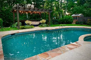 5865 Riverwood Dr, Sandy Springs, GA 30328 - Photo 10