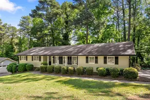 2356 Cambridge St, Snellville, GA 30078 - Photo 2