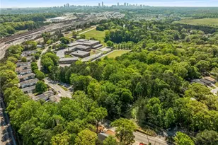 2351 Perry Blvd NW, Atlanta, GA 30318 - Photo 32
