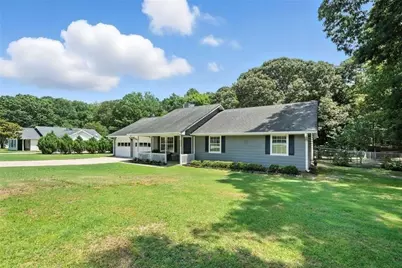 111 Brownsmill Drive, Grayson, GA 30017 - Photo 2