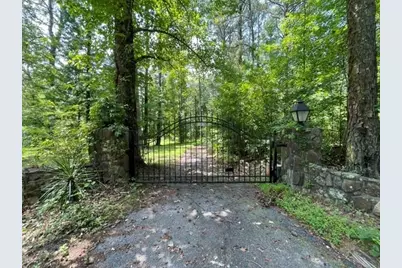 1319 Bermuda Road, Stone Mountain, GA 30087 - Photo 18