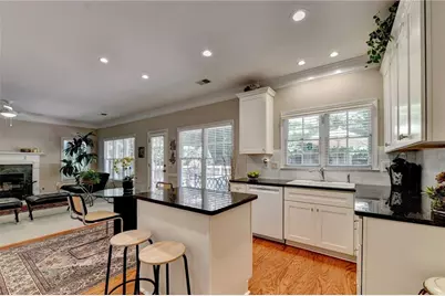 3365 Parsons Run, Suwanee, GA 30024 - Photo 10