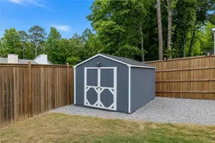 5825 April Dr, Sugar Hill, GA 30518 - Photo 32