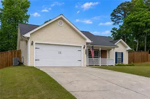 5825 April Dr, Sugar Hill, GA 30518 - Photo 2