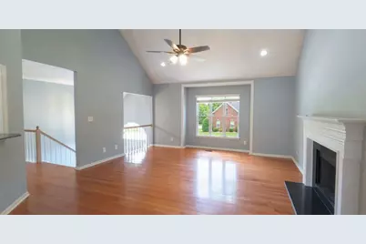 736 Jamie Way NE, Woodstock, GA 30188 - Photo 4