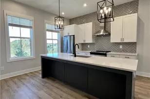 1251 Cushenberry Ln, Atlanta, GA 30318 - Photo 2