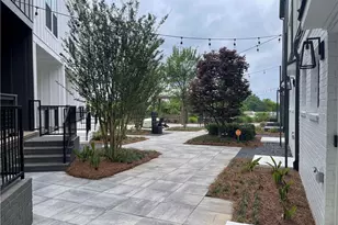 1251 Cushenberry Ln, Atlanta, GA 30318 - Photo 34