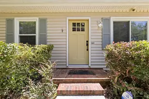 1785 Pierce Arrow Pkwy, Tucker, GA 30084 - Photo 2