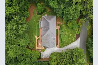 4692 Monticello Circle, Marietta, GA 30066 - Photo 2