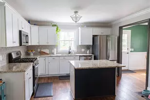1225 Dewberry Ln, Canton, GA 30114 - Photo 6