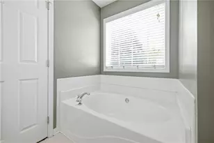 3456 Garden Manor Dr, Loganville, GA 30052 - Photo 22