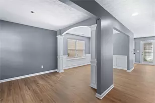 9517 Lakeview Rd, Union City, GA 30291 - Photo 12