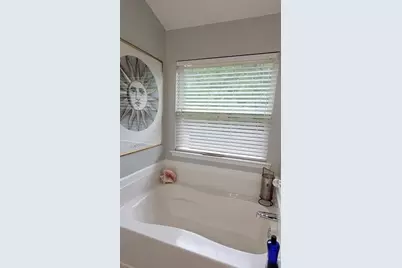 9517 Lakeview Road, Union City, GA 30291 - Photo 14