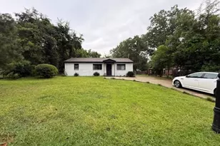 210 Madrid St, Warner Robins, GA 31093 - Photo 4