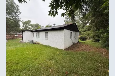 210 Madrid Street, Warner Robins, GA 31093 - Photo 12