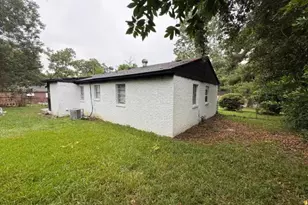 210 Madrid St, Warner Robins, GA 31093 - Photo 12