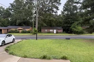 210 Madrid St, Warner Robins, GA 31093 - Photo 18