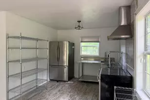 210 W James Circle, Hampton, GA 30228 - Photo 6