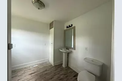210 W James Circle, Hampton, GA 30228 - Photo 10